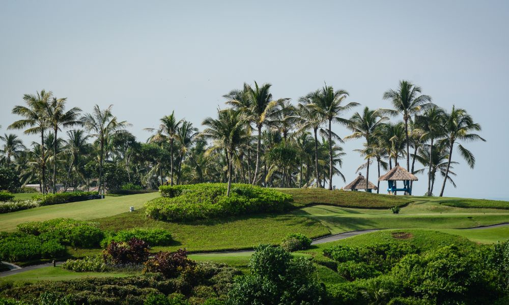 NEW: How To Plan Your Bali Yoga And Golf Holiday